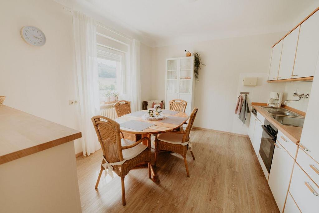 Апартаменты Ferienhaus Anni Целль-ан-дер-Мозель Экстерьер фото